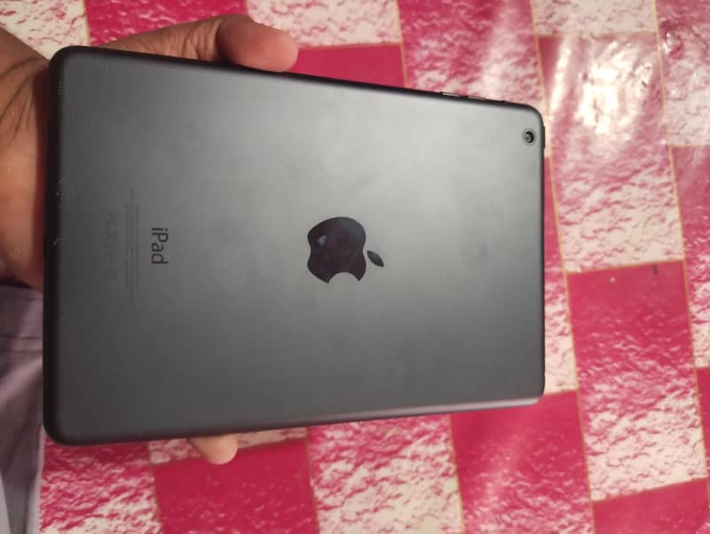 IPAD MINI 1ST GENERATION 1