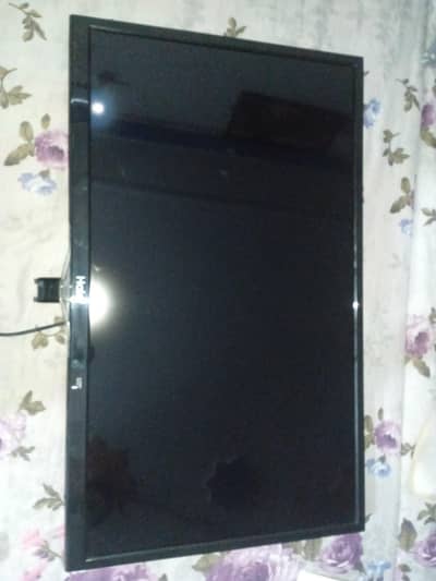 Haier 32 Inches L. ed