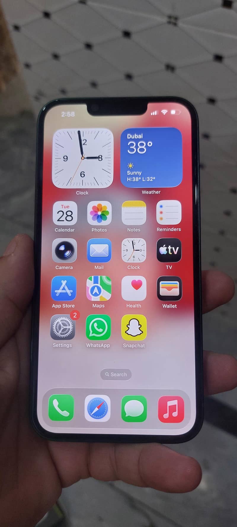 Apple iPhone 13 5