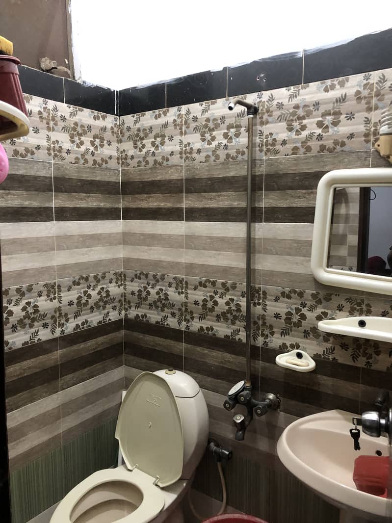 Upper portion for rent 3