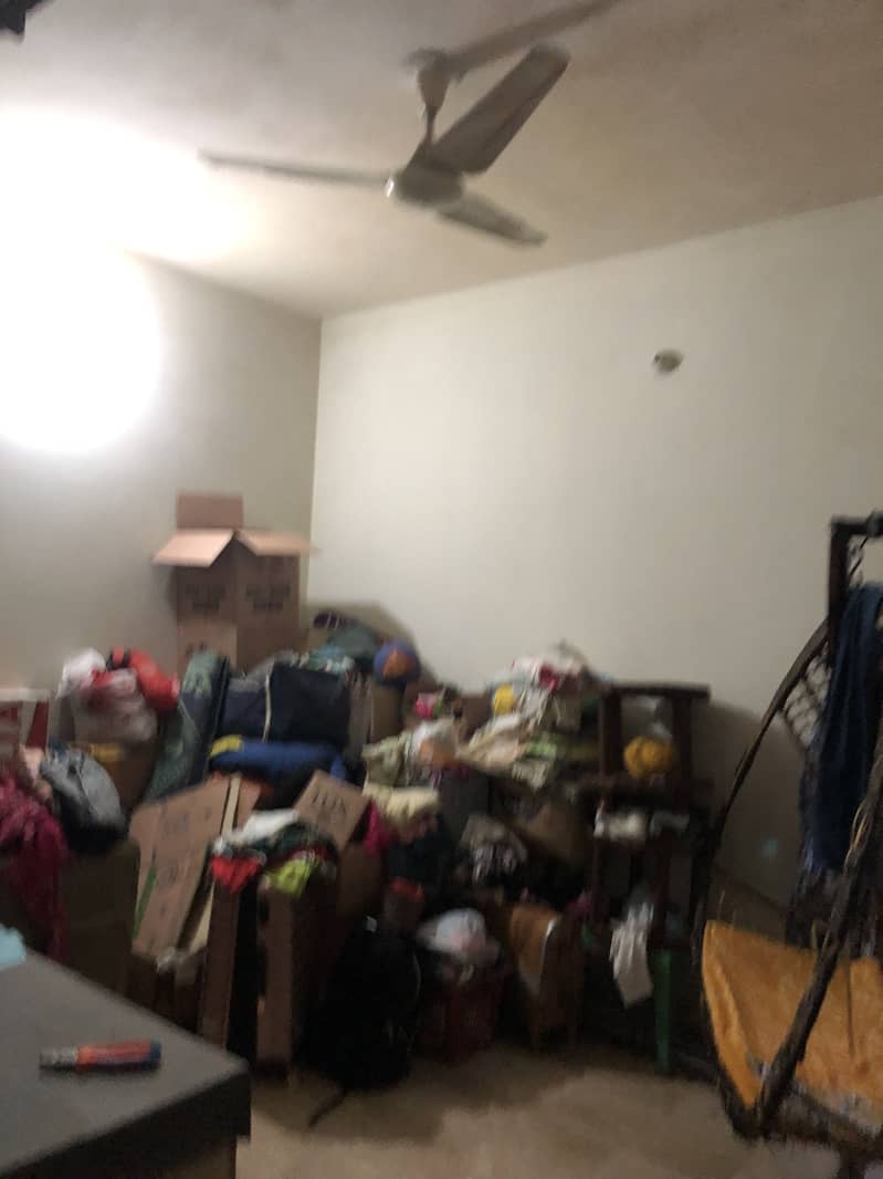 Upper portion for rent 13