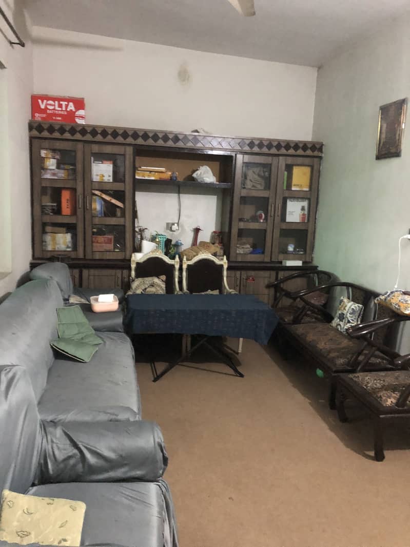 Upper portion for rent 14