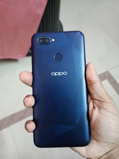 OPPO A12