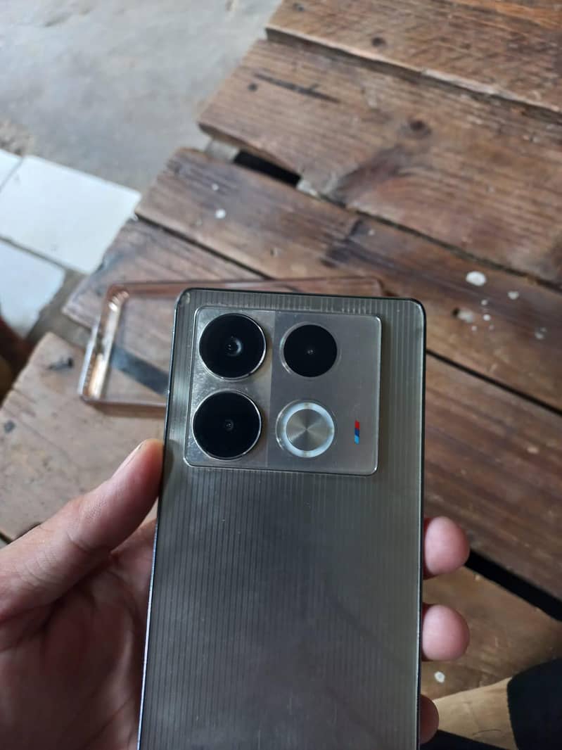 Infinix Note 40 7