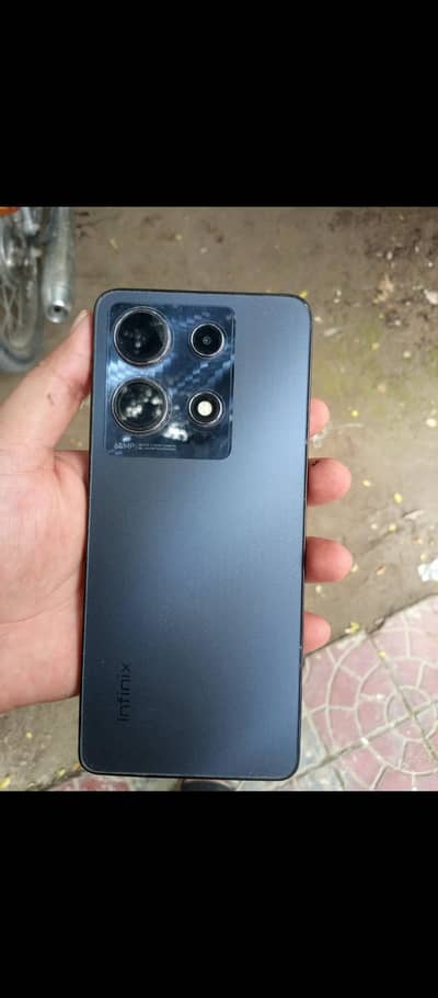 Infinix Note 30