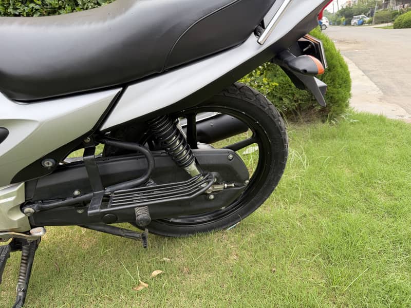 Yamaha YB 125Z-DX 2021 | Self Start | 10,100 KM | Gujranwala 6