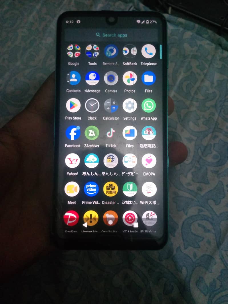 Sharp Aquos R3 6