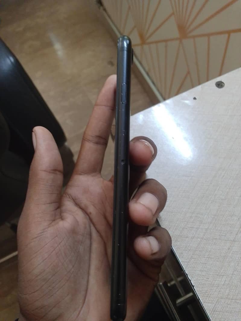 Apple iPhone 7 2
