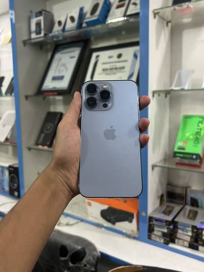 iPhone 13 Pro nonpta  factory unlock 128 gb