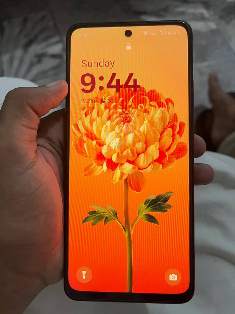 OPPO A60 4