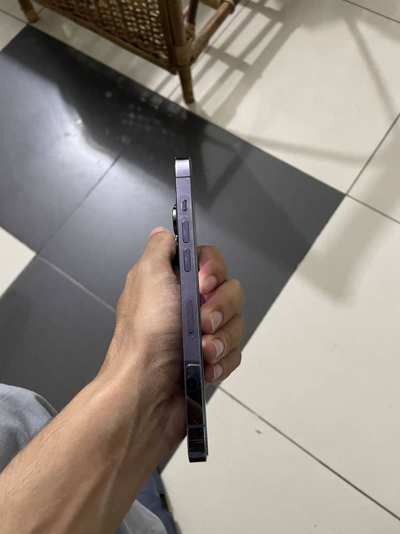 Apple iPhone 14 Pro 3