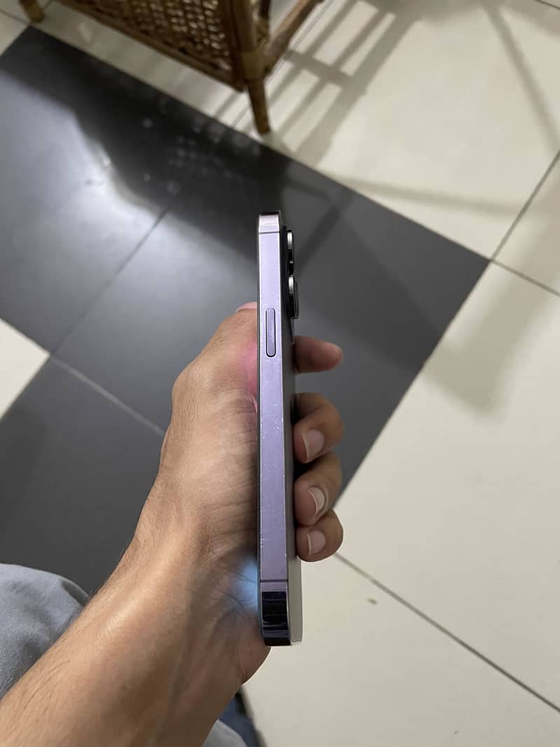 Apple iPhone 14 Pro 4