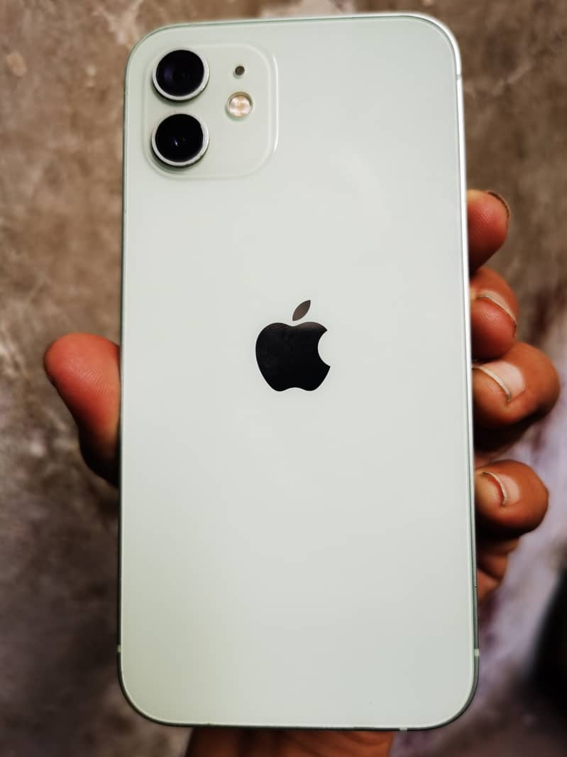 Apple iPhone 12 2