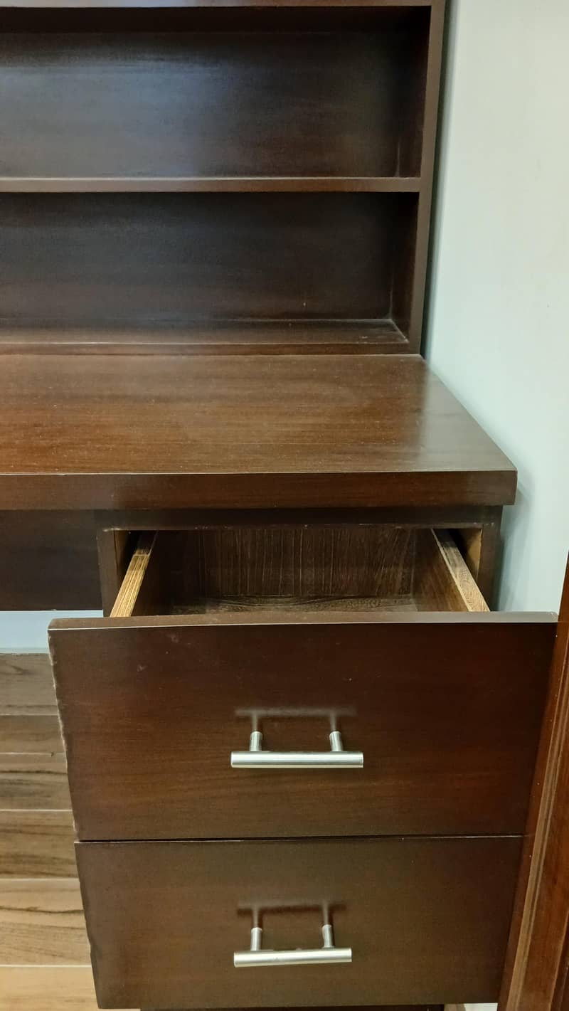 Study chair and table 2