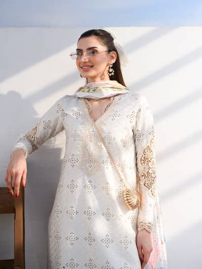 Zaib Luxury Lawn Suit