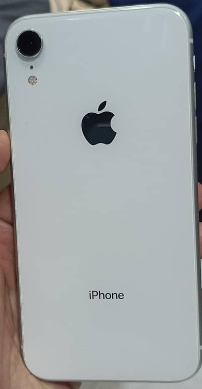 Apple iPhone XR 128 GB not open