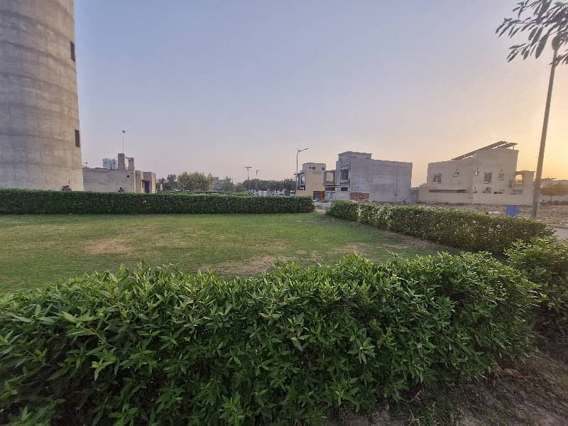 Facing Park Plot 7.72 M Phase 1 3