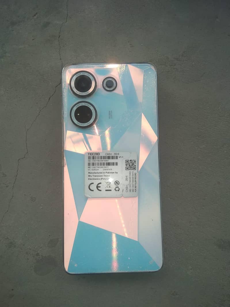 Tecno CAMON 20 2