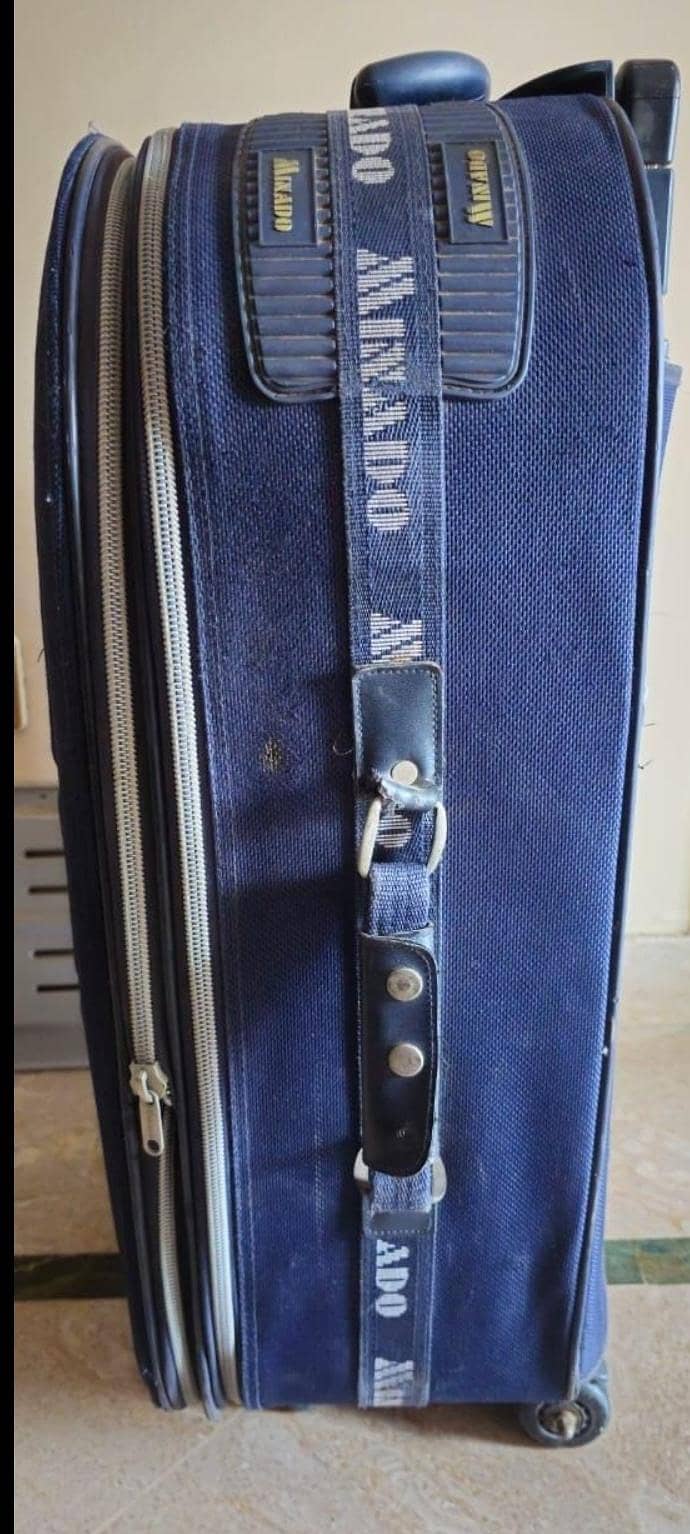 Medium Size Durable Suitcase 4