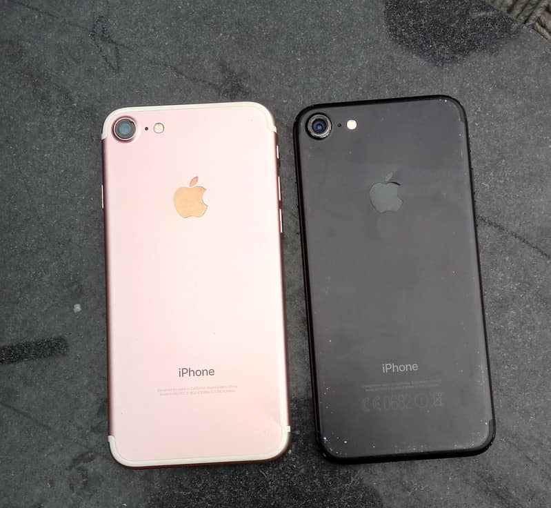 Apple iPhone 7 0