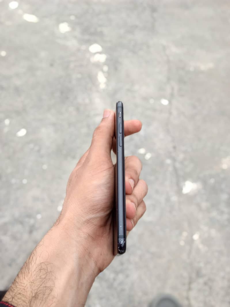 Apple iPhone 7 6