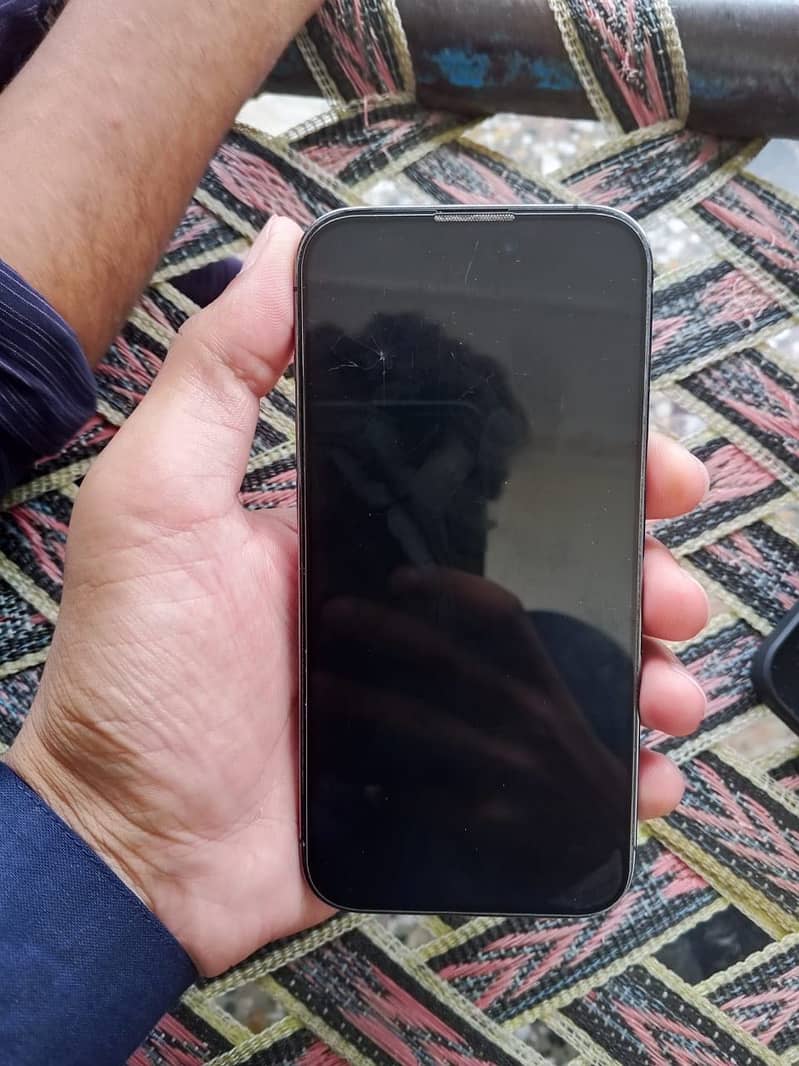 Apple iPhone 14 Pro 4