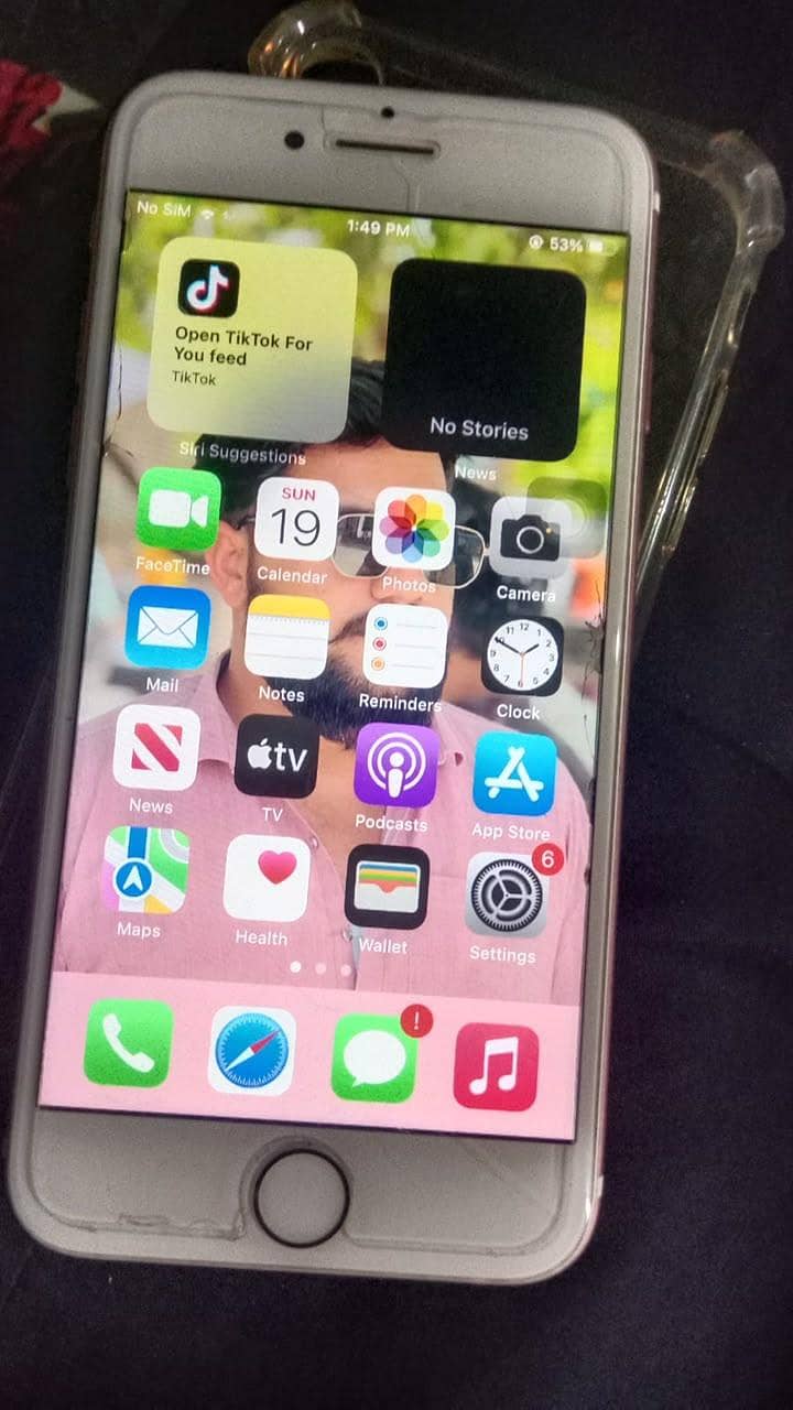 Apple iPhone 7 Plus 0