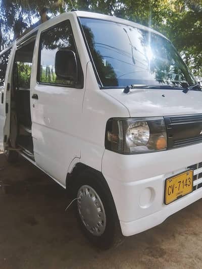 Mitsubishi Minicab Bravo 2012
