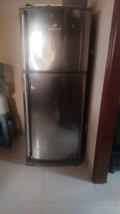 Dawlance Large Size Double Door Refrigerator – Powerful Cooling