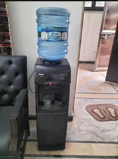 water dispenser for urgent sale