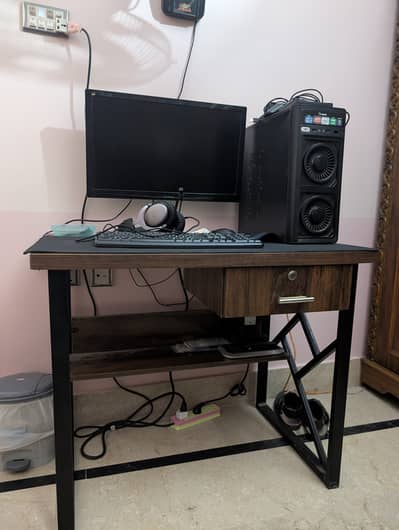 Computer Table Just Like new