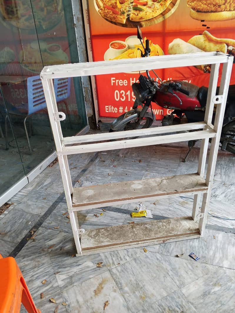 Iron rack 0