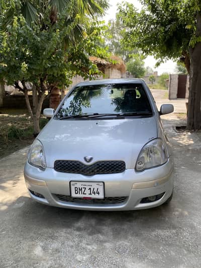Toyota Vitz 2004