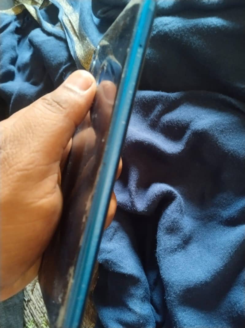 Honor 8X 3
