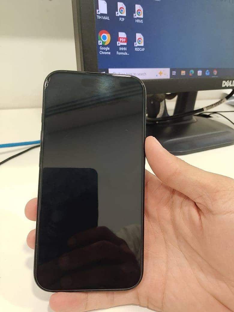 Apple iPhone 16 1