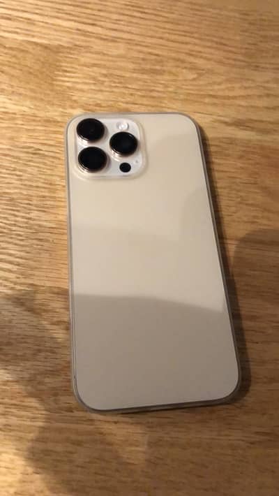 Apple iPhone 16 Pro Max