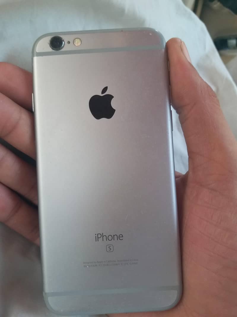 Apple iPhone 6S 4