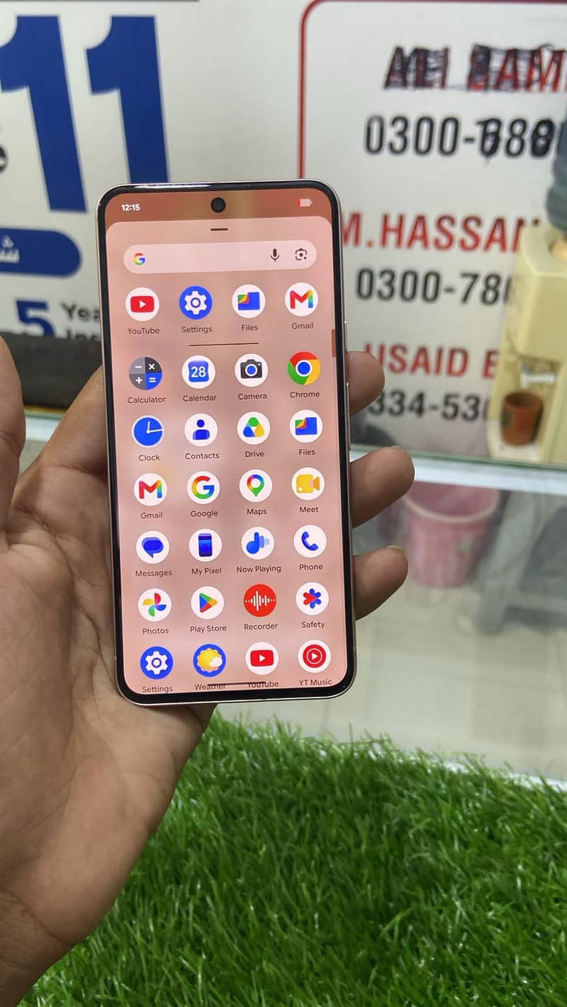 Google Pixel 8 1