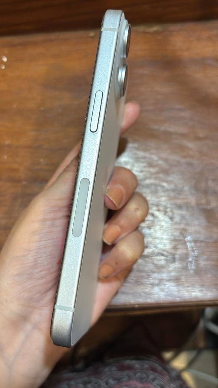 Apple iPhone 15 1