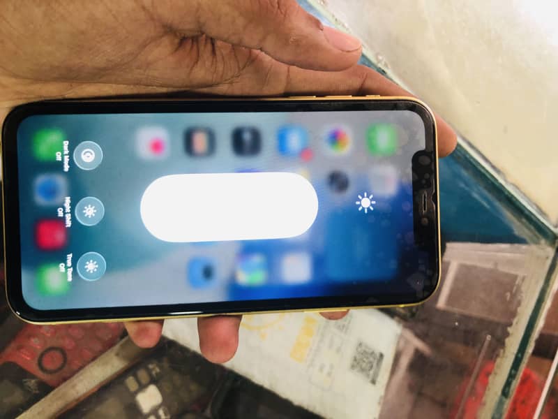 Apple iPhone 11 11