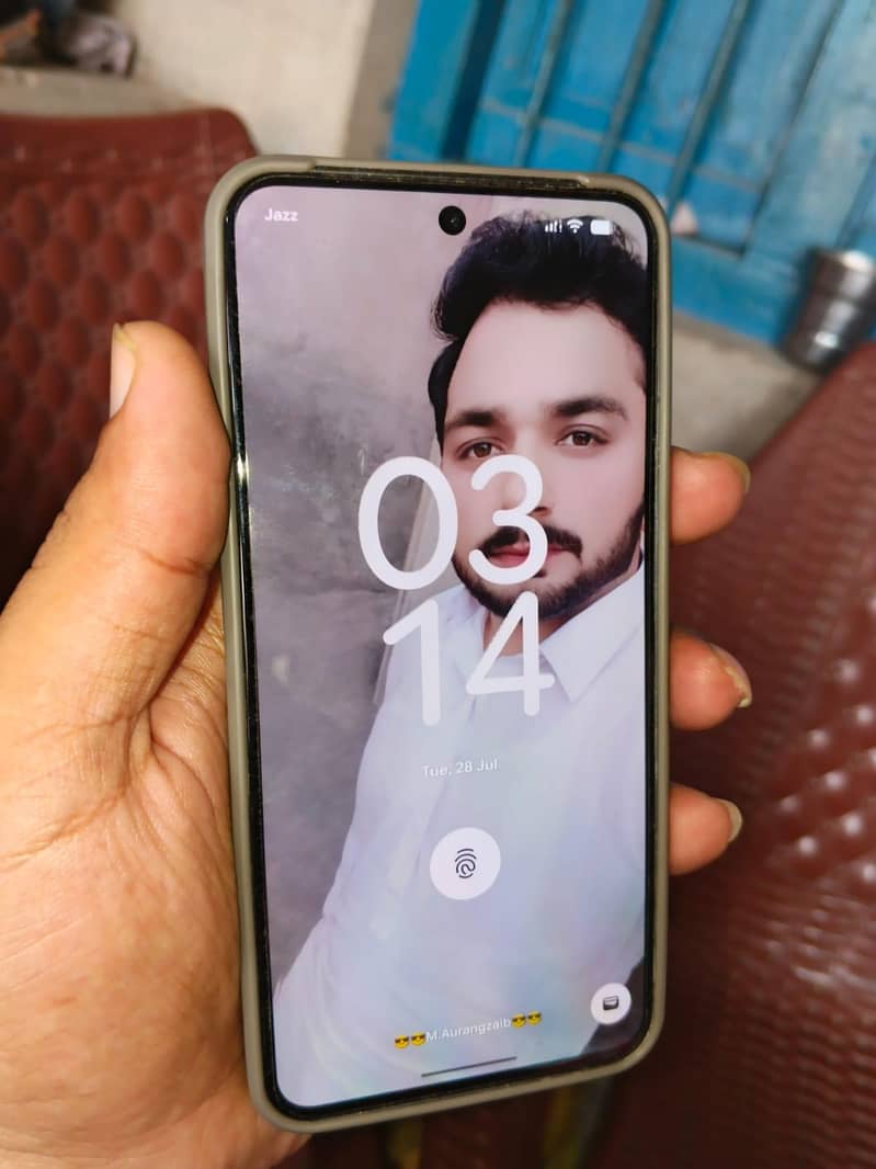 Google pixel 8 5g 7