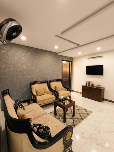 Luxury Studio/1 BHK/2 BHK available on daily basis
