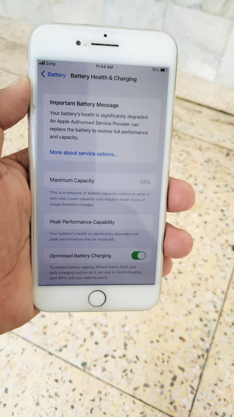 Apple iPhone 8 Plus 6