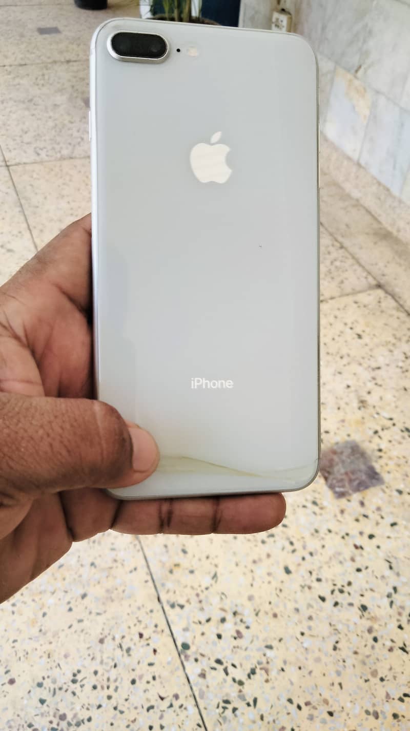 Apple iPhone 8 Plus 7