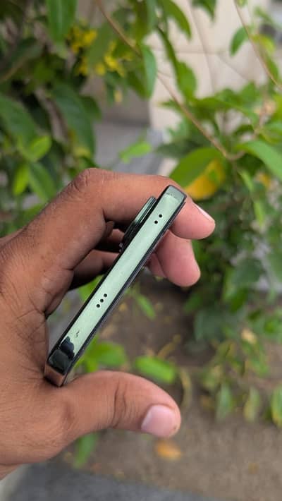 Vivo Y500 8/256 Complete Stuff 10/10 4 Month Waranty All Ok