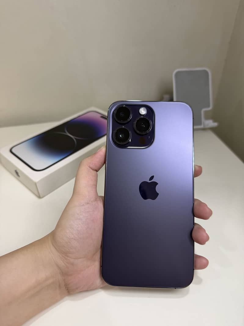 Apple iPhone 14 Pro Max 1