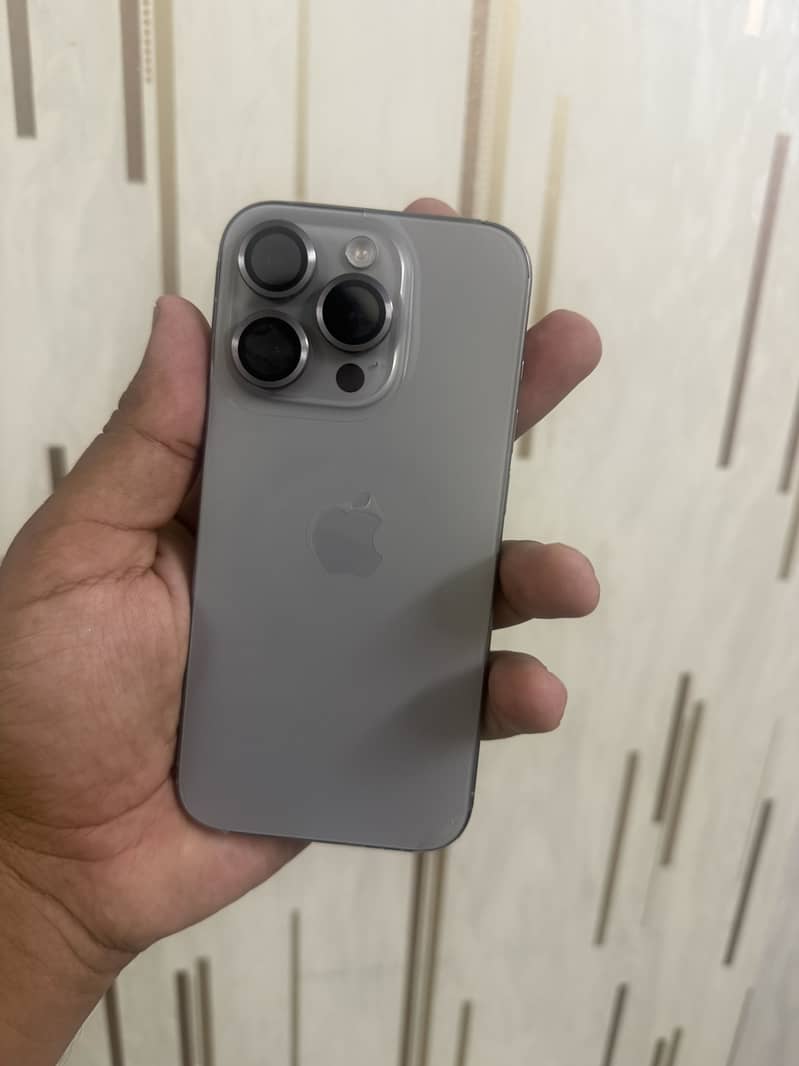Iphone 15 pro 1