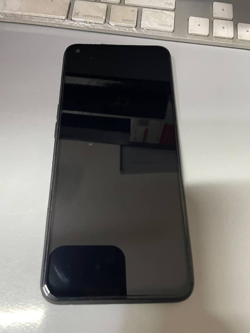 OPPO A76 1