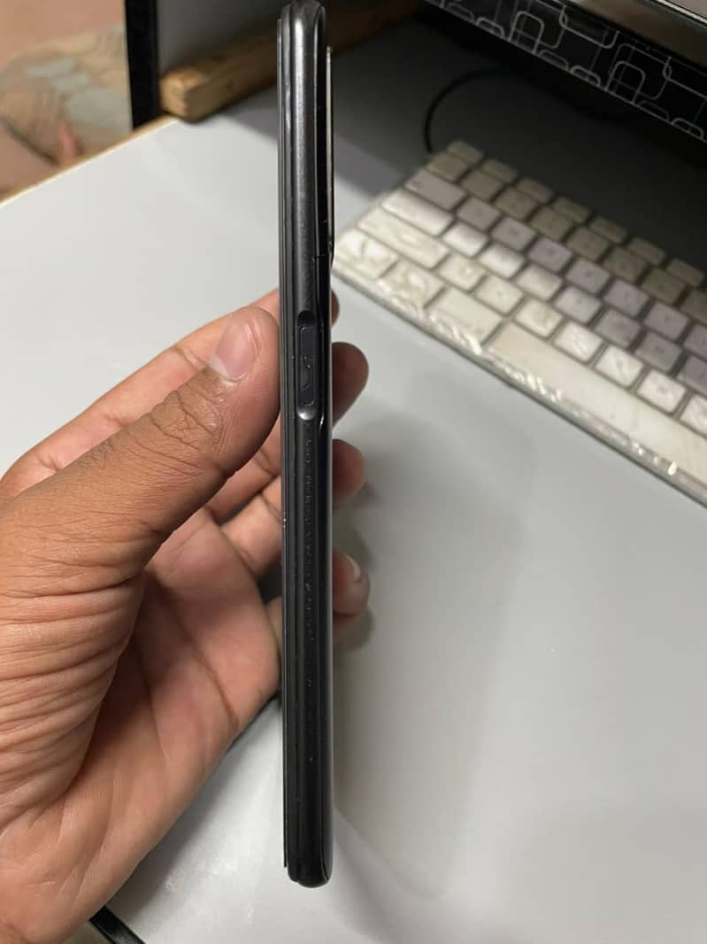 OPPO A76 3