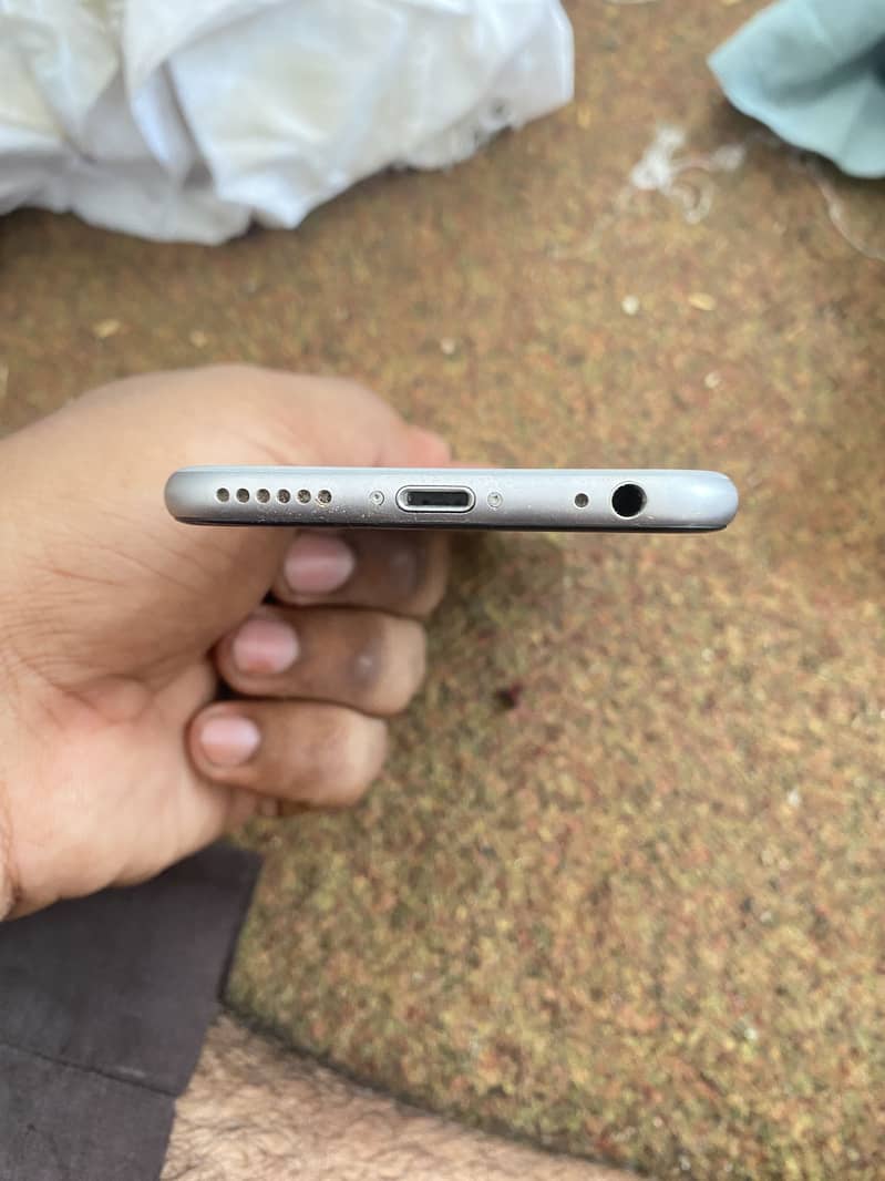 Apple iPhone 6 2